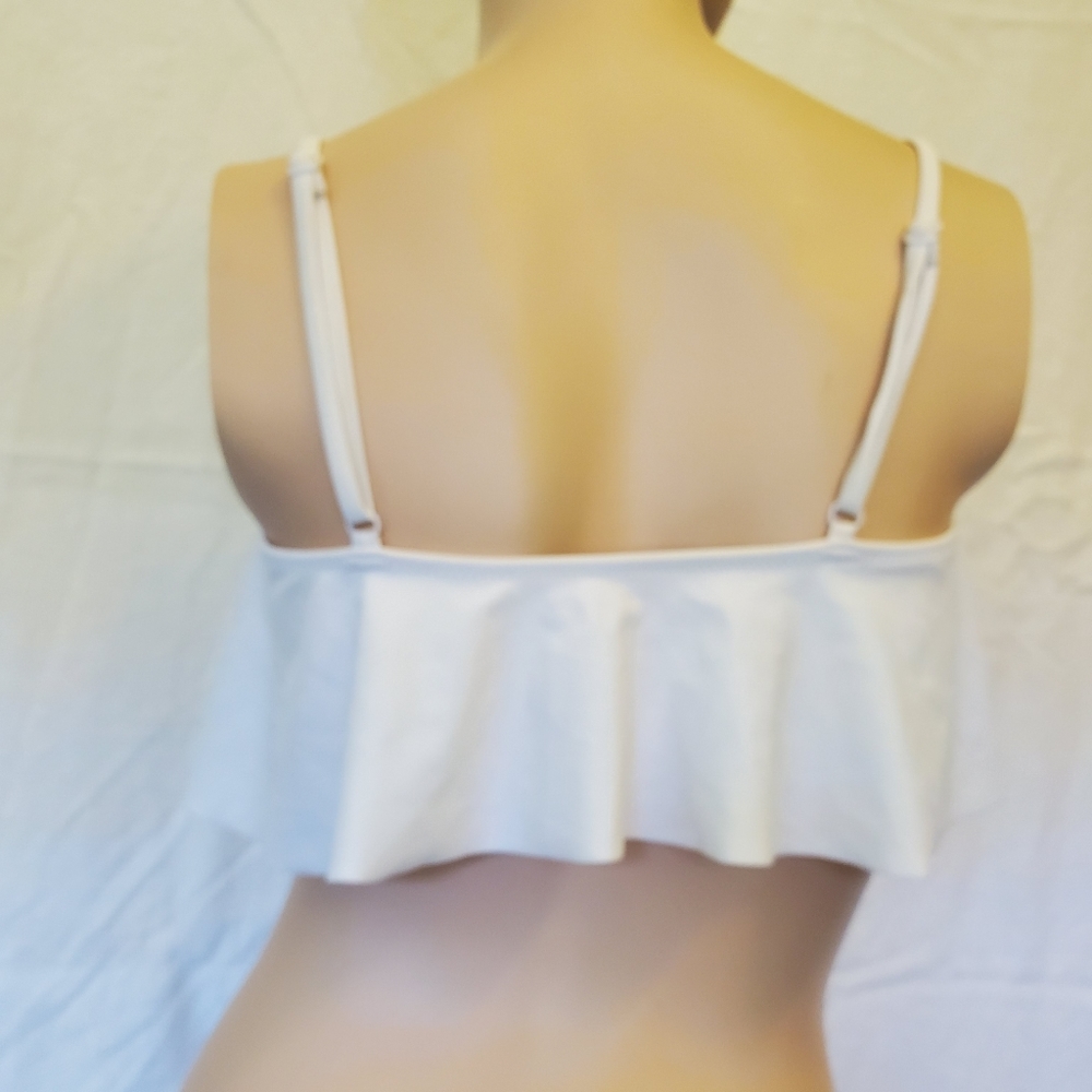 💀4 for $20- Forever 21 Flounce Bikini  Top - Picture 3 of 4